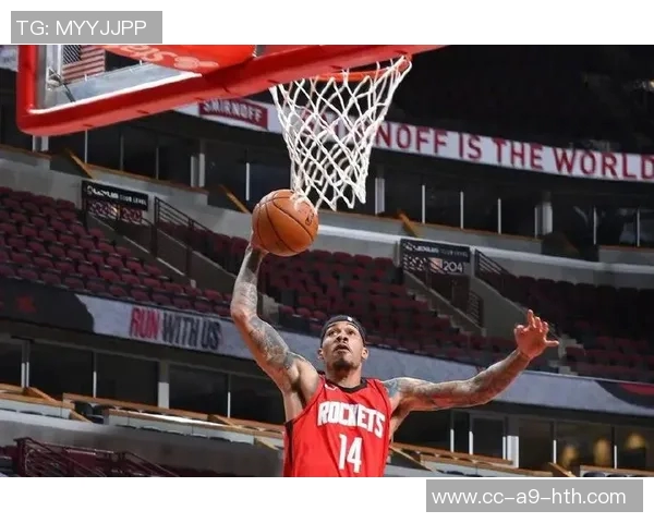 米切尔上半场表现惊艳11投8中轻松拿下18分4篮板2助攻助力球队奋勇争先